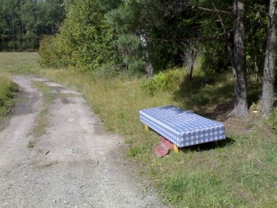 Hylätty sänky