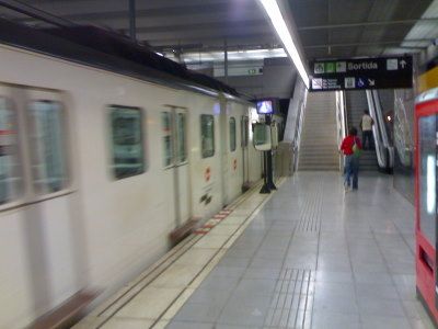 Metrolla pääsee helposti ja nopeasti