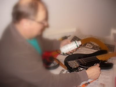Musicman Stingray - konepelti auki - 2
